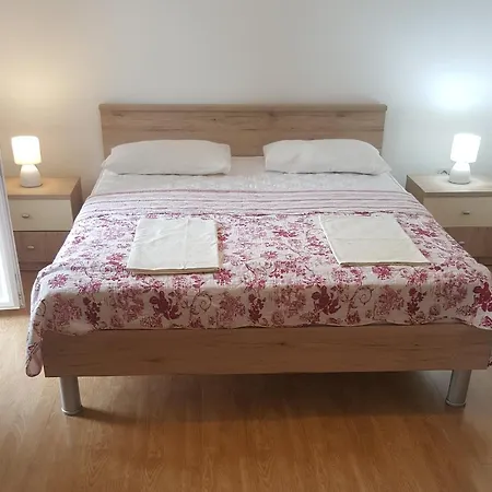 Apartment Dragica D Biograd Na Moru