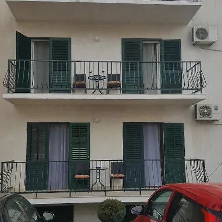 Dragica D Apartment